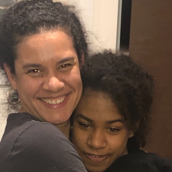 Meet your Posher, Cameo - Picture 1 of 1